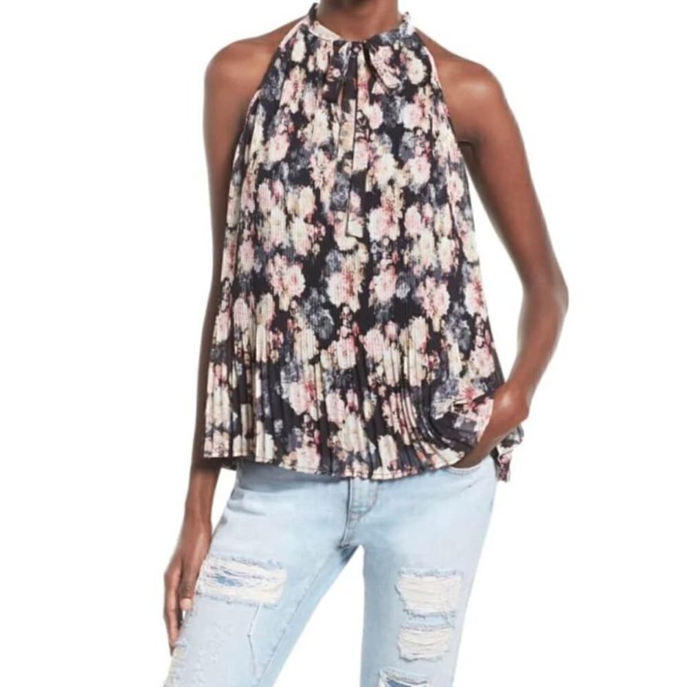 Leith Womens Sleeveless Blouse with Micro Pleating Small